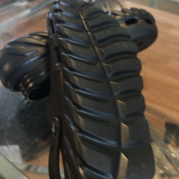 Clogs - Picture 8 of 9